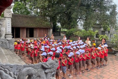 HOẠT ĐỘNG THAM QUAN, TRẢI NGHIỆM TẠI CÁC KHU DI TÍCH LỊCH SỬ TẠI ĐỊA PHƯƠNG