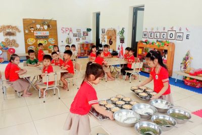 MỘT SỐ HÌNH ẢNH VỆ SINH, ĂN, NGỦ